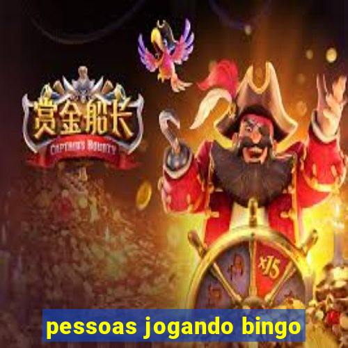 pessoas jogando bingo